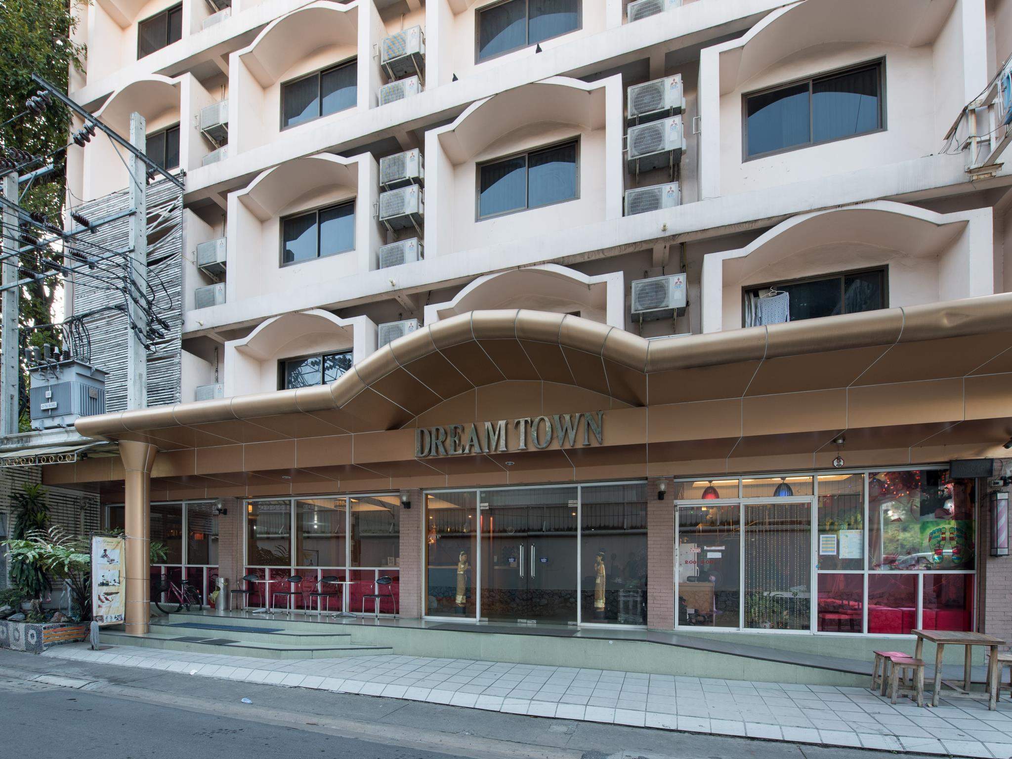 Dt Hotel - Pratunam バンコク都 エクステリア 写真