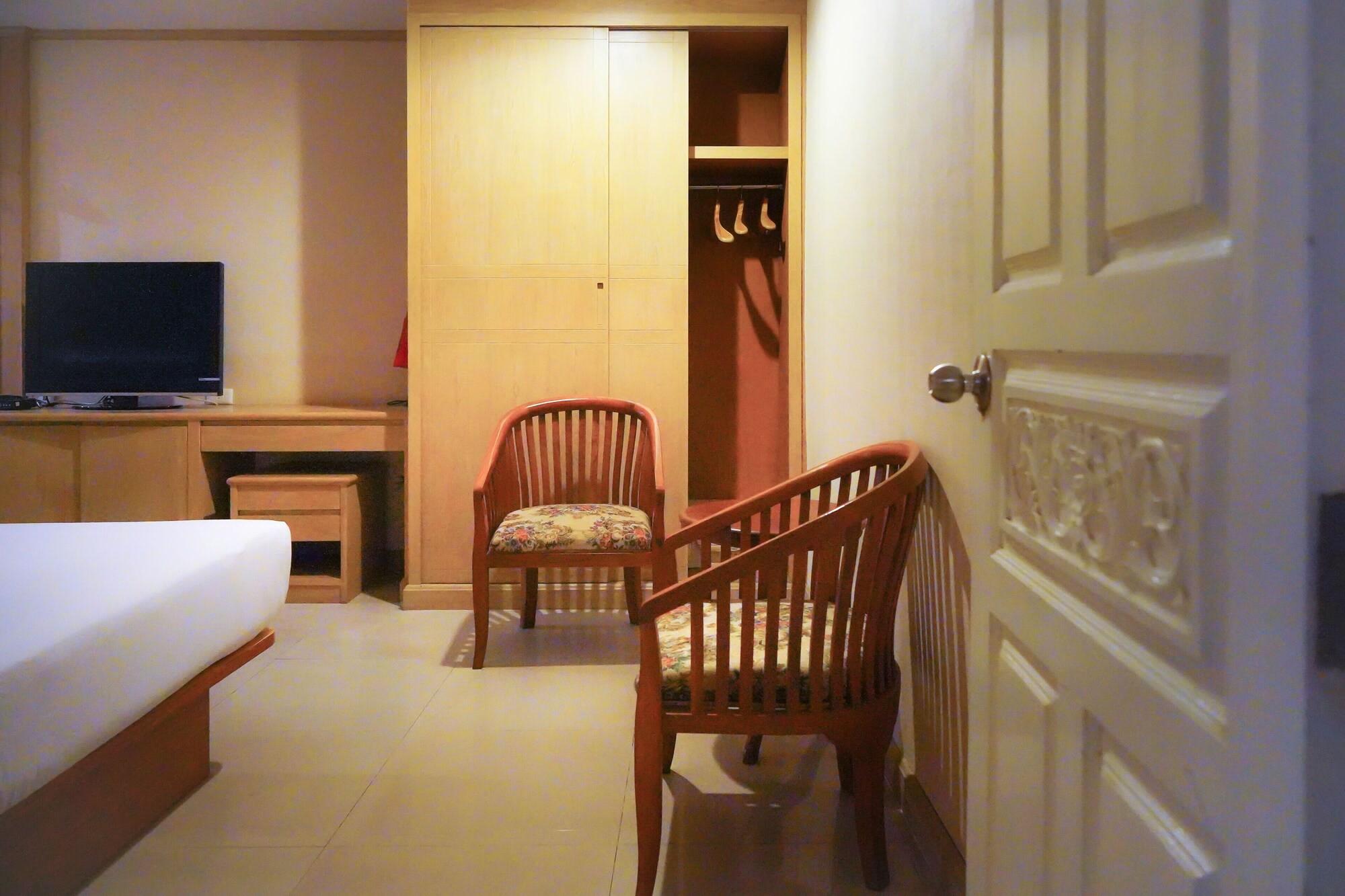 Dt Hotel - Pratunam バンコク都 エクステリア 写真