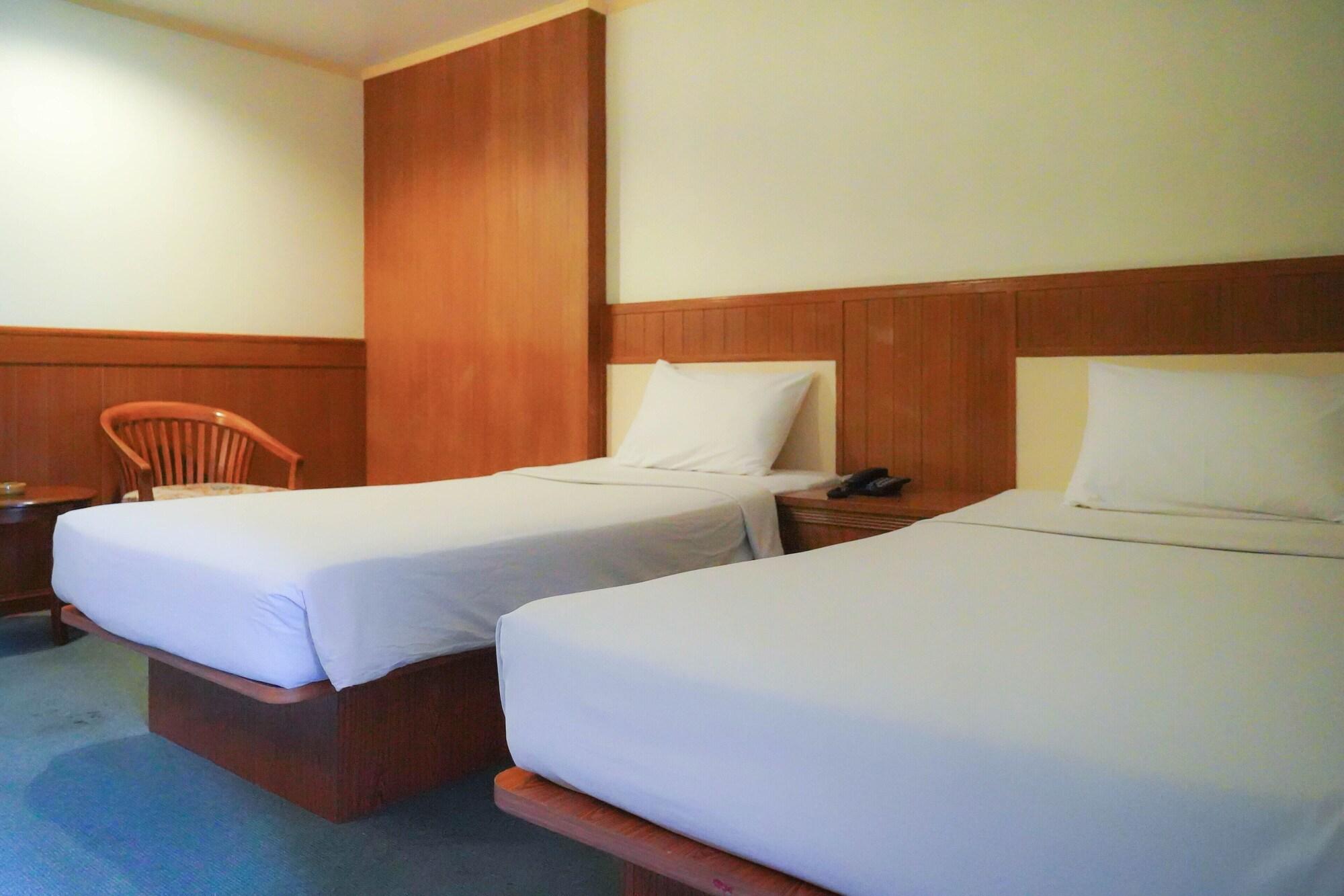 Dt Hotel - Pratunam バンコク都 エクステリア 写真