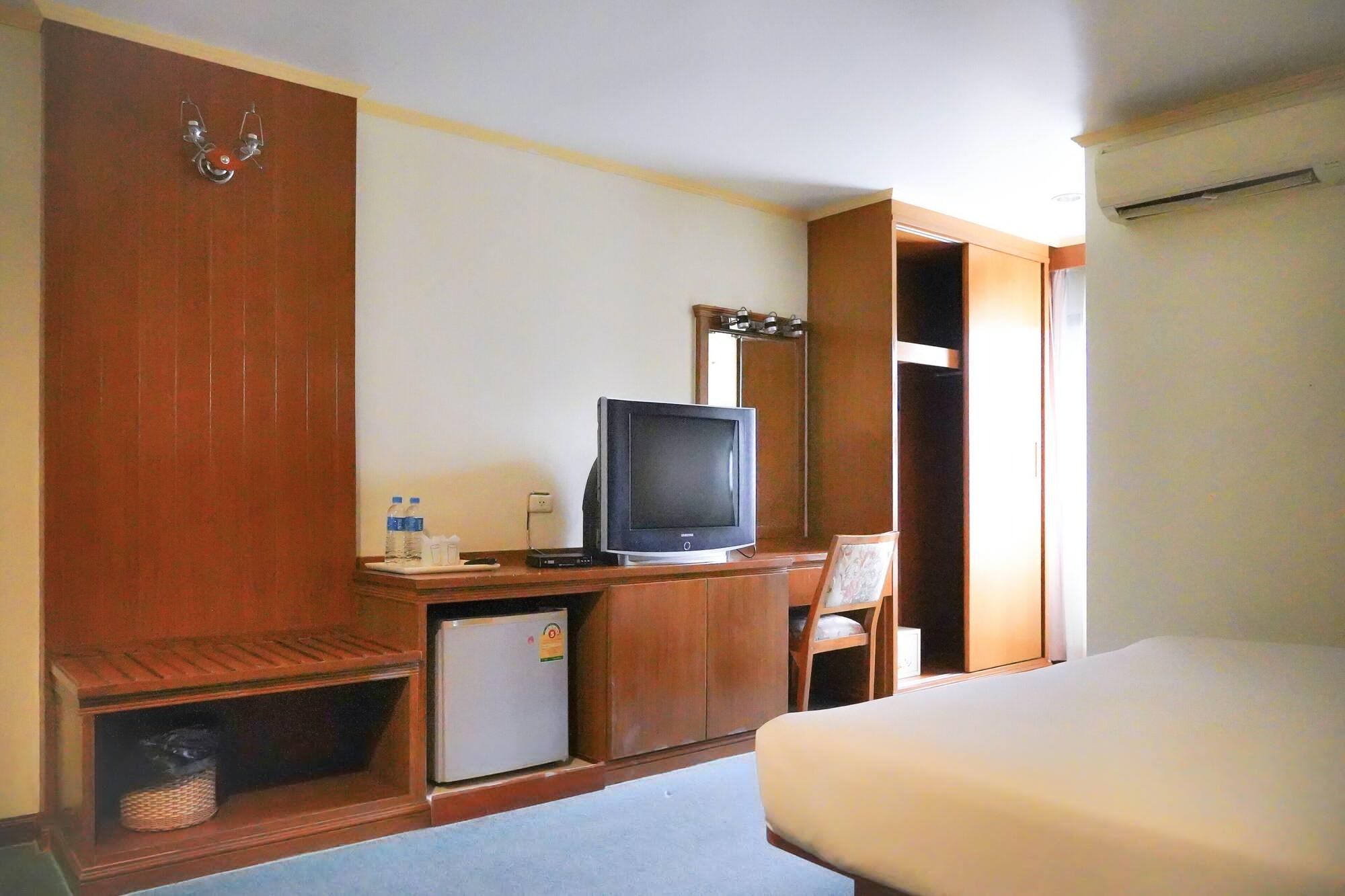 Dt Hotel - Pratunam バンコク都 エクステリア 写真
